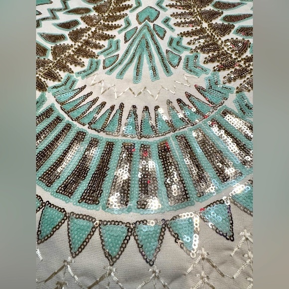 Stunning VERTE All over Embellished Sequin Shift Dress Ivory Size Small Nwot - Picture 9 of 17